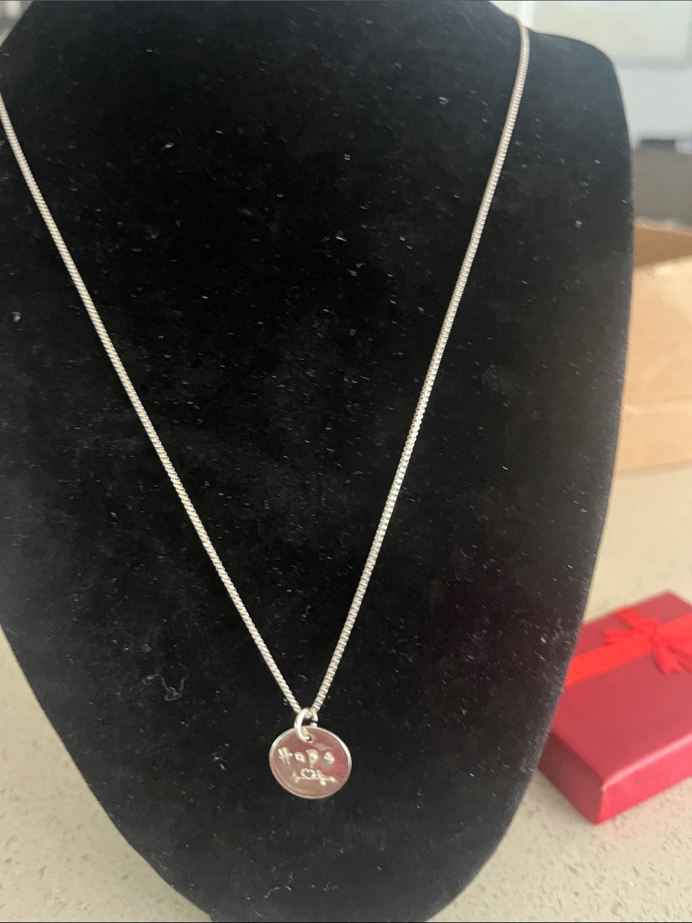 Sterling Silver Round Pendant Necklace in Silver - Unbranded 925